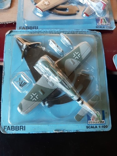 100 avion italeri fabbri - avion,